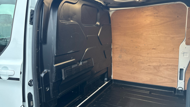 Ford Transit Custom 290 L2 Diesel Fwd 2.0 EcoBlue 170ps Low Roof Sport Van